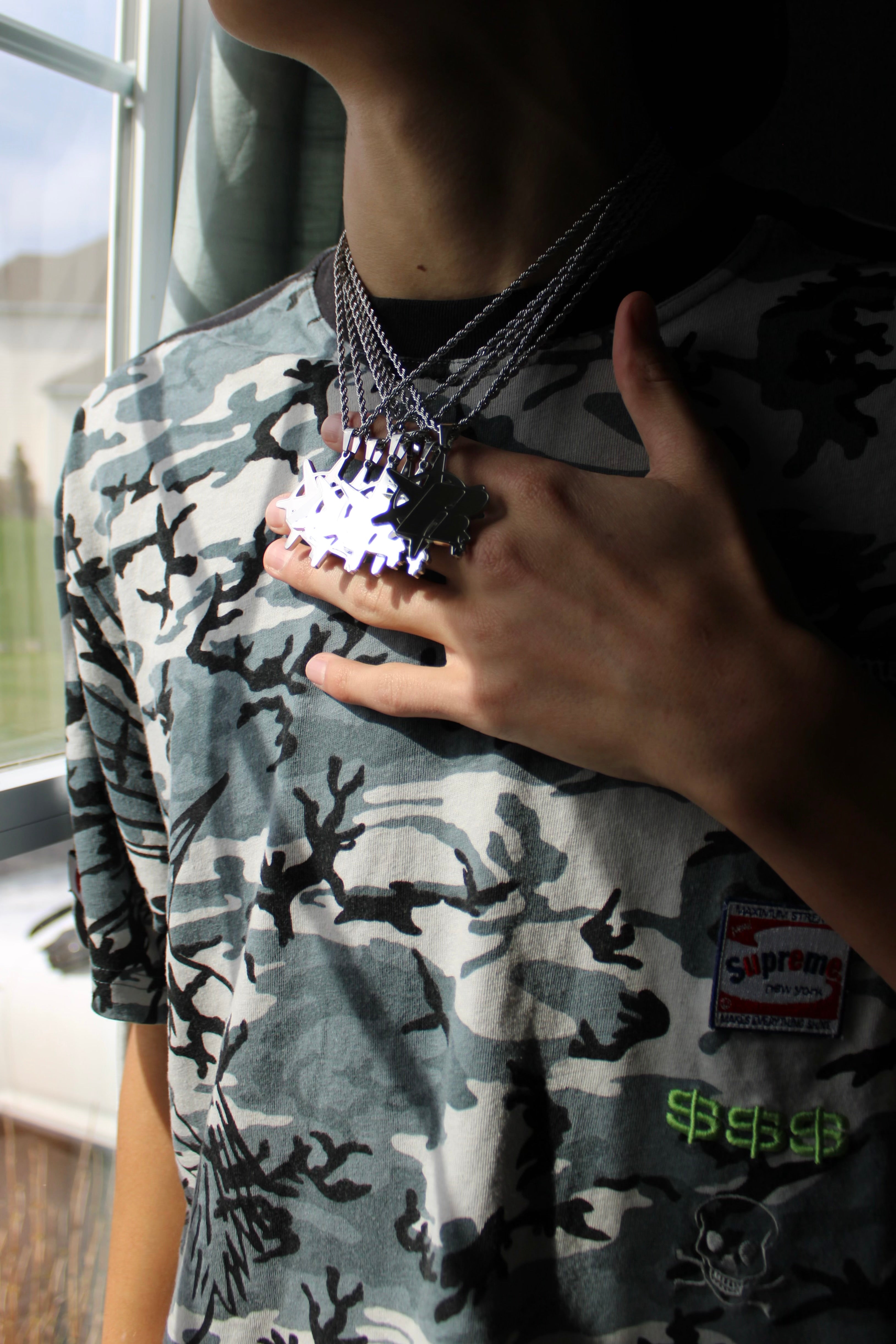 Riseandfall “R” Logo chains